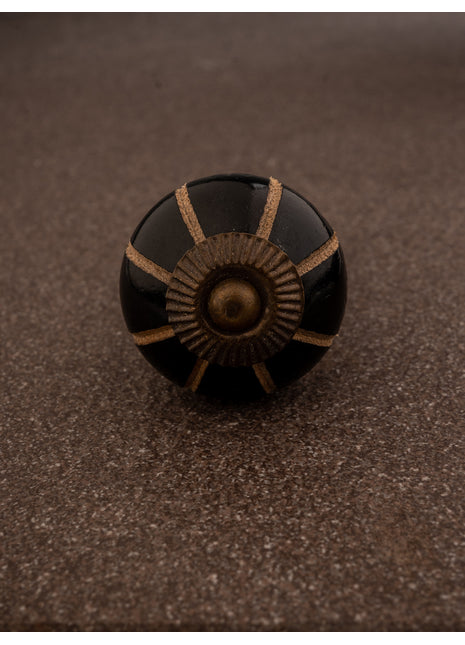 Black Wooden Knob