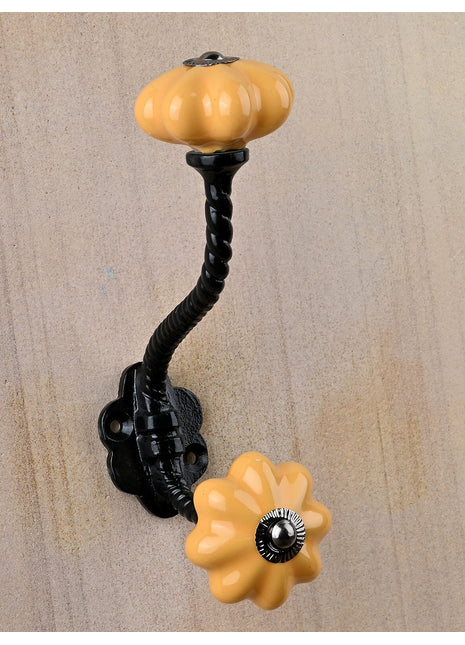 Flower Shaped Solid Mustard Knob With Metal Wall Hanger