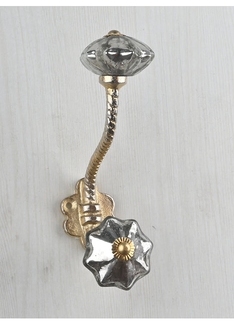Well Designed Silver Metallic Knob With Metal Wall Hanger