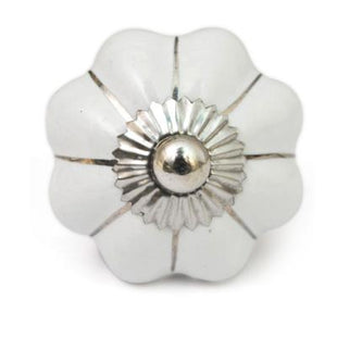 White Flower Shaped with Silver Lines Ceramic Knob