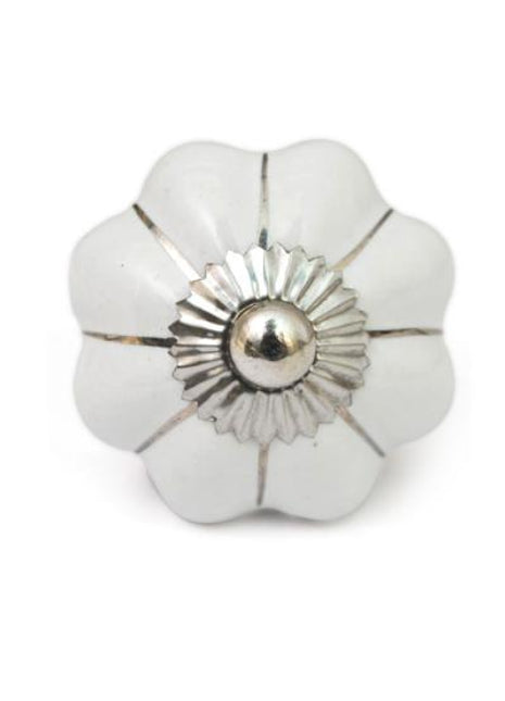 White Flower Shaped with Silver Lines Ceramic Knob