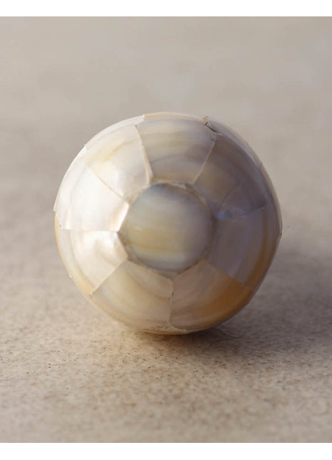 Cream Designer Flower Resin Bone Dresser Cabinet Knob