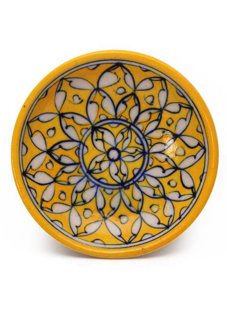 White Leaves on Yellow Base Plate 5