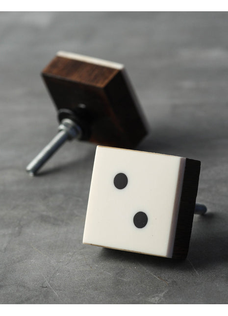 Dice 2 Wooden Casino knob
