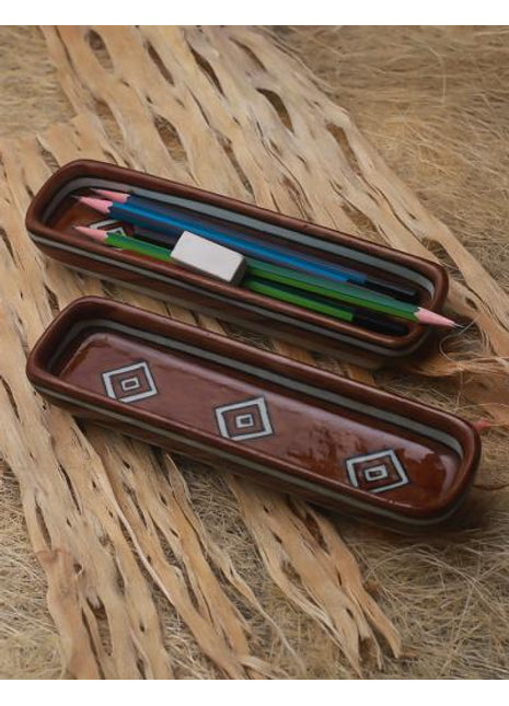 Brown and White Geometric Design Multiutility Pencil Plate 8 inch (Set of 2 pieces)