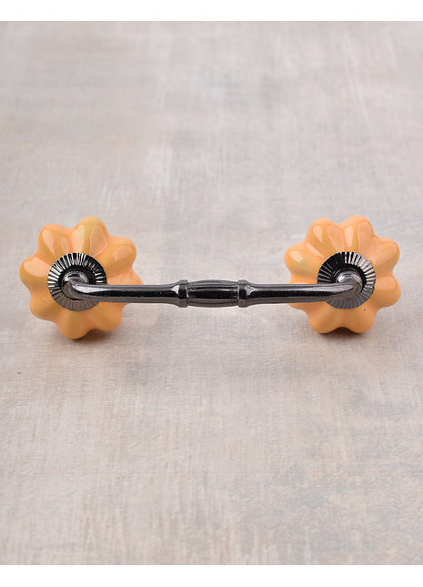 Flower Shaped Solid Mustard Ceramic Drawer Cabinet Pull