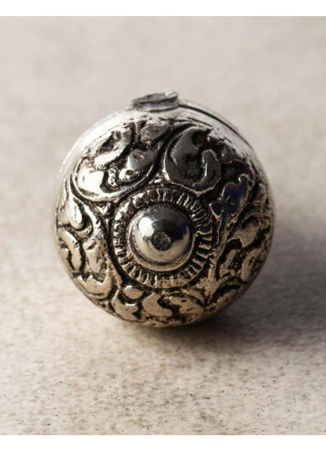 Antique Silver Round Metal Knob
