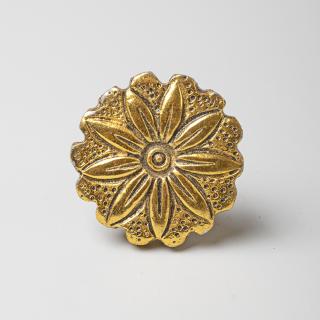 Round Shaped with Flower Design Cast Iron Metallic Knob