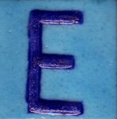 BPAT-014-Blue E Alphabet Turquoise Base Tile (2x2)